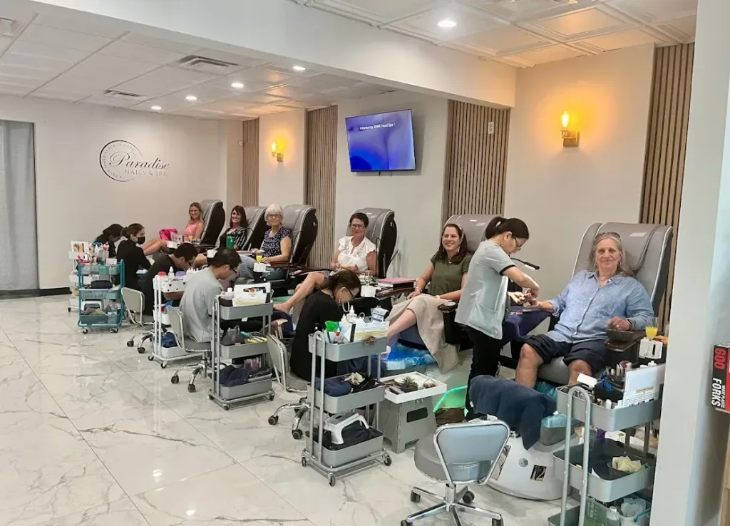 Paradise Nails & Spa - Non Toxic Nail Salon — Nail salon in Temple